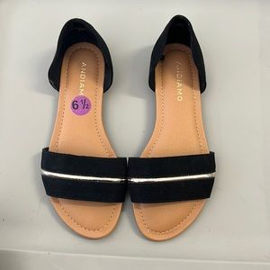 Andiamo Woman’s sandals size 6.5